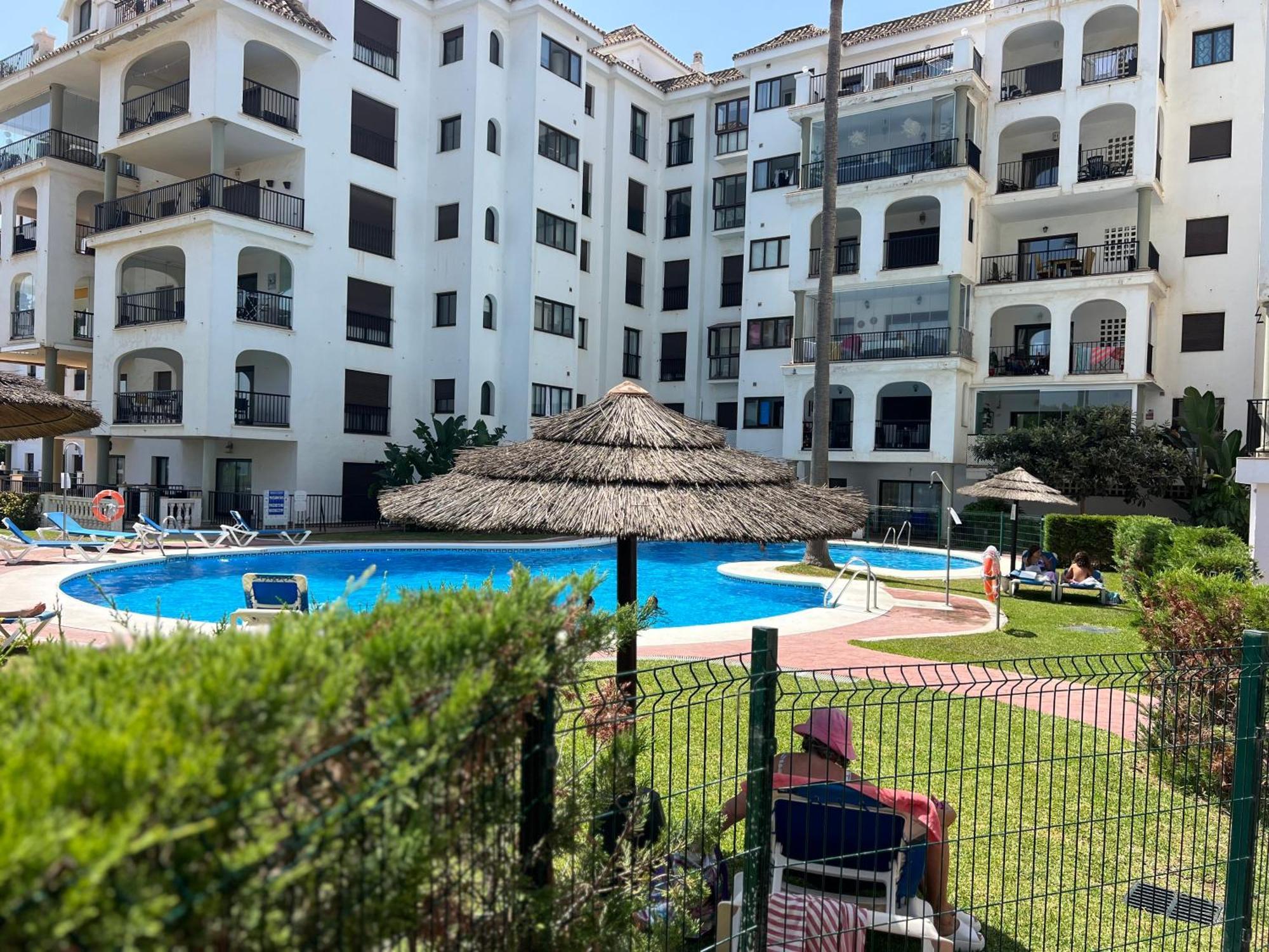 Puerto De La Duquesa Lägenhet Manilva Exteriör bild